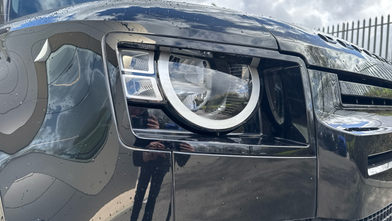 Land Rover Defender 3.0 D250 S 90 3dr Auto Diesel Estate